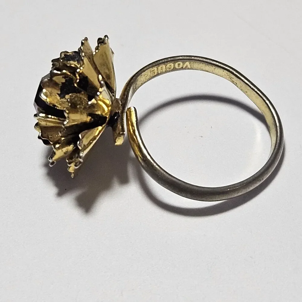 Vintage Vogue Gold Tone Metal Purple Rhinestone Flower Adjustable Cocktail Ring